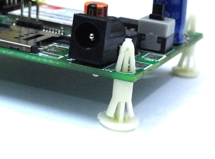 Nylon PCB mounting Reverse Locking Type buy India rarecomponents.com